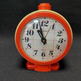 Часы будильник "Янтарь", 4 камня, рабочие (СССР).
